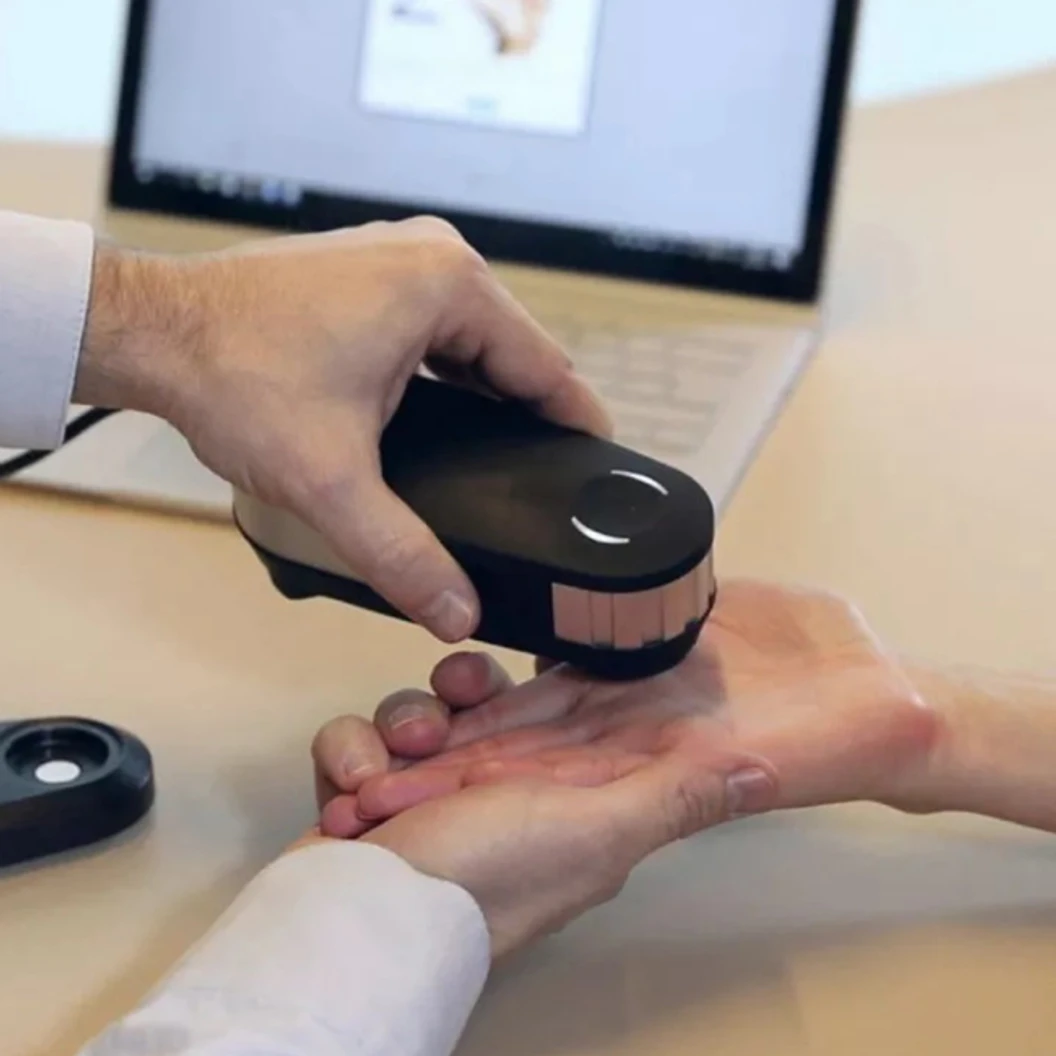 โปรแกรมตรวจวัดแร่ธาตุและโลหะหนักในร่างกาย 37 รายการ ด้วยเครื่อง Oligoscan (ไม่ต้องเจาะเลือด)