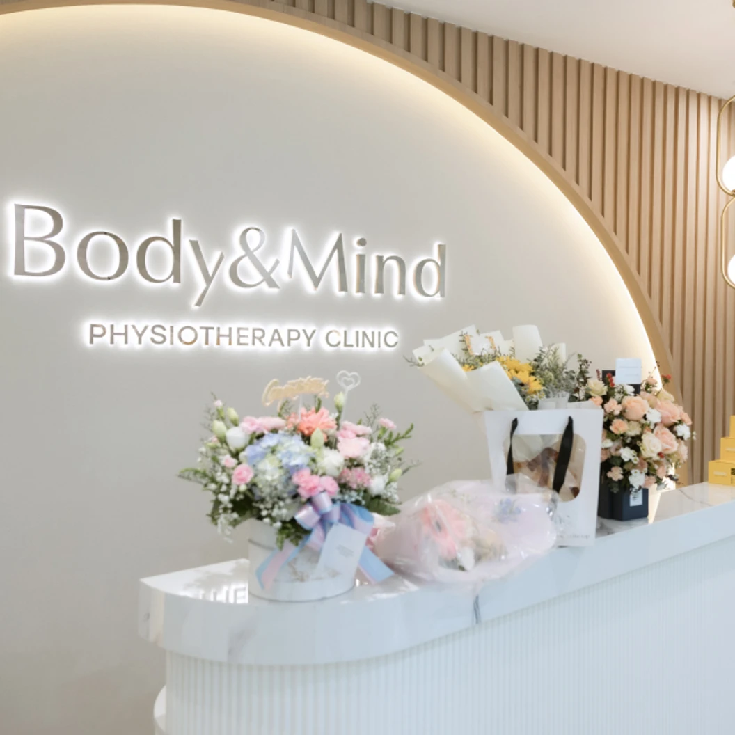 โปรแกรมกายภาพบำบัดรักษาออฟฟิศซินโดรม 5 ขั้นตอน