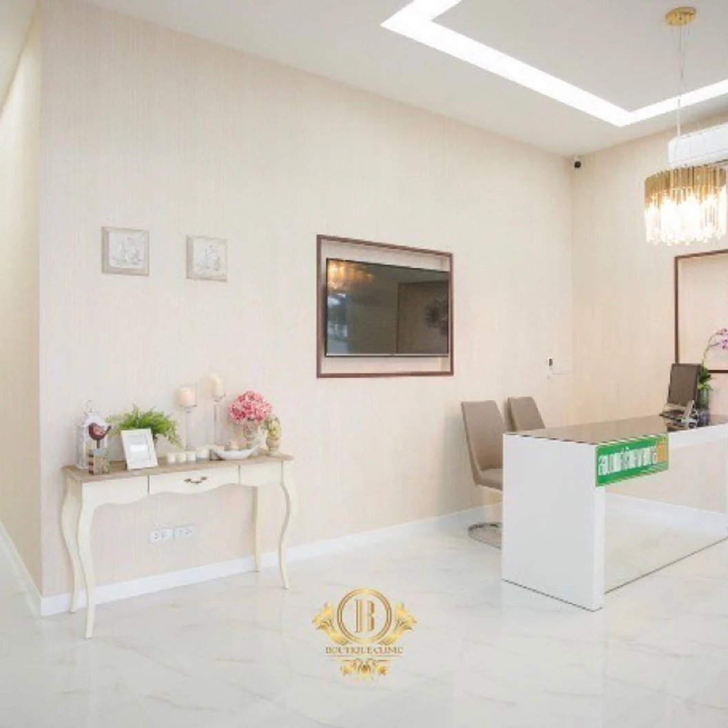 โปรแกรม Ultraformer MPT หน้า (จำนวนช็อตขึ้นอยู่กับแพทย์ประเมิน)