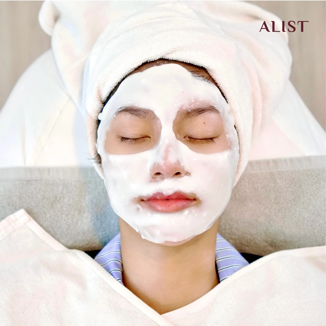โปรแกรมกัวซาหน้า เพื่อการบำรุงและฟื้นฟูผิว (ALIST Gua-Sha Facial Treatment) 6 ขั้นตอน