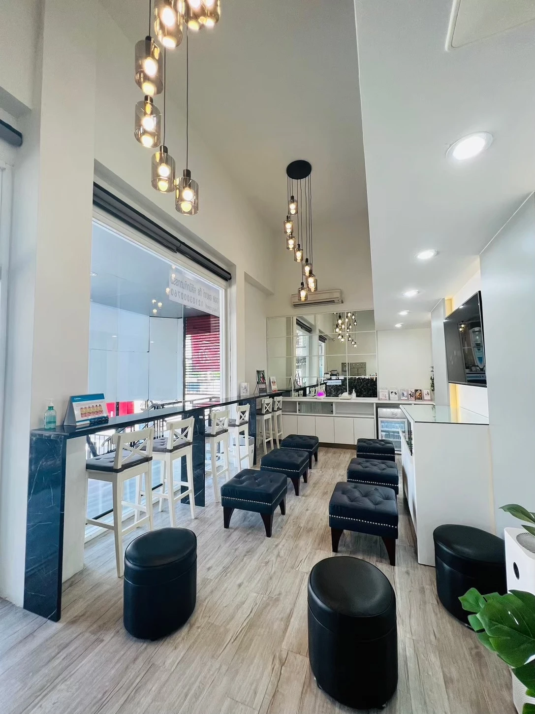 All About Teeth Clinic สาขาบางใหญ่