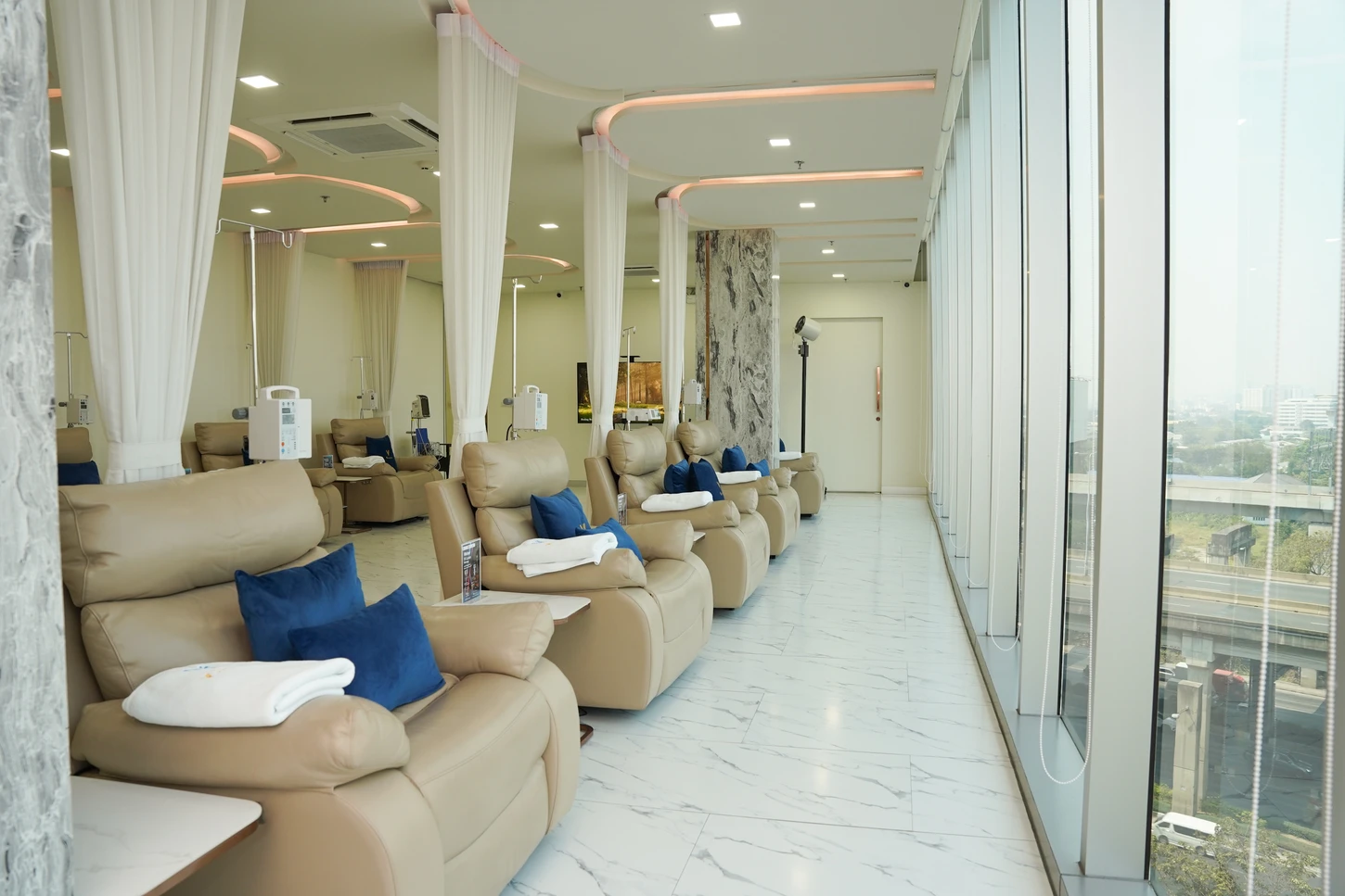 V Precision Clinic (วี พรีซิชั่น คลินิก)