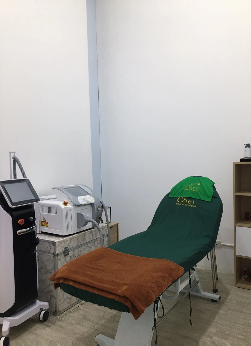 Cher Clinic สาขา Century สุขุมวิท