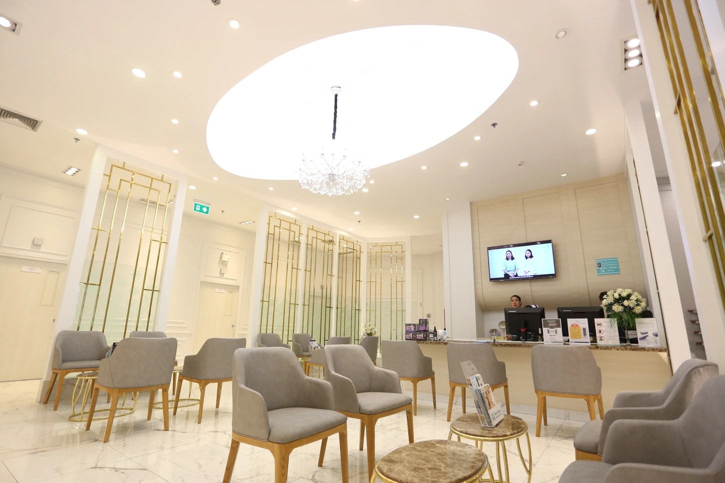 โรงพยาบาลนครธน ศูนย์ผิวหนังและความงาม