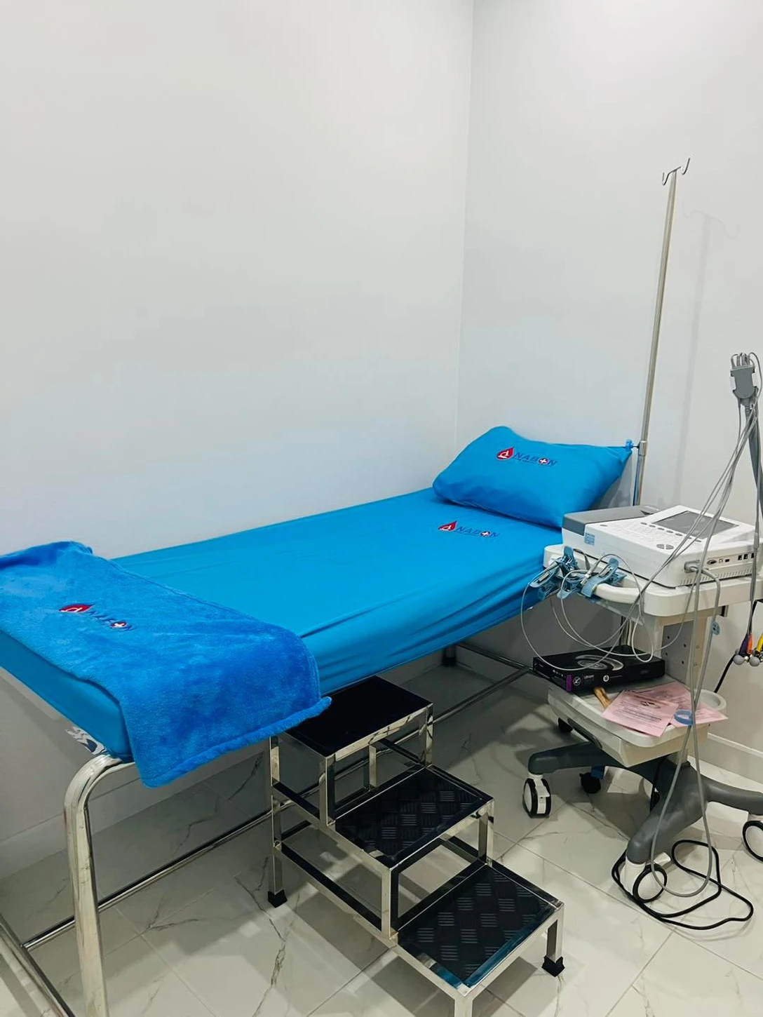 Nabon Inter Medical Clinic สาขานาบอน ภูเก็ต