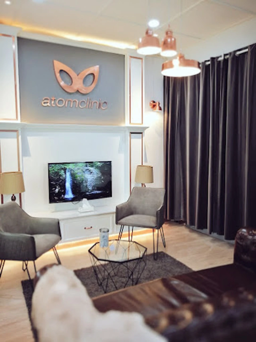 Atom Clinic สาขาสุขุมวิท