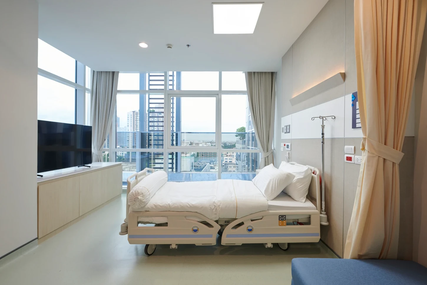 HDcare โรงพยาบาลรวมใจรักษ์