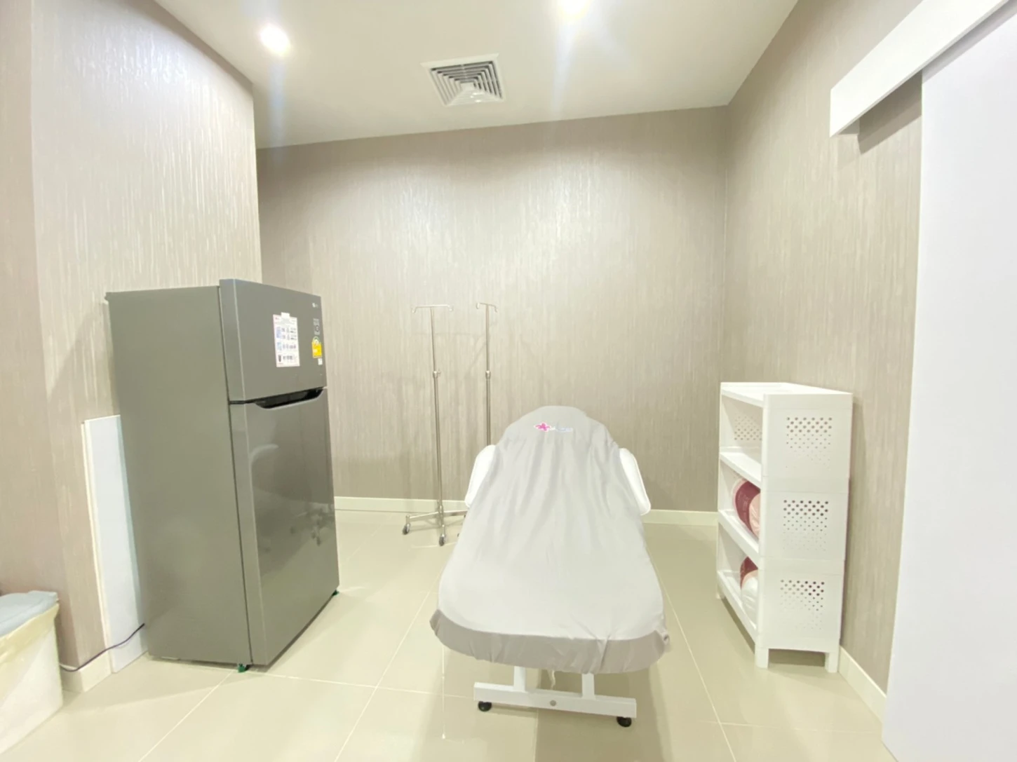Gangnam Clinic สาขาเดอะมอลล์ งามวงศ์วาน
