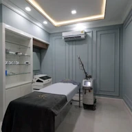 R Plus Clinic photo 2