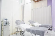 Doctor Fills Clinic photo 1