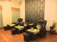 Smile Massage Ekkamai photo 0