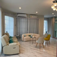 P RICH CLINIC photo 1