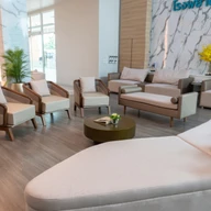 La Mitra HWC photo 0