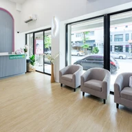 Debut Clinic photo 2