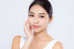 คอร์สผลักวิตามินสู่ผิวหน้า ด้วยเครื่อง Phonophoresis 3 ครั้ง