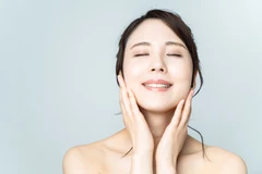 โปรแกรมเมโสแฟต Lipobella 10 ซีซี บริเวณแก้มหรือเหนียง 1 ครั้ง