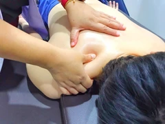 นวดคลายกล้ามเนื้อศีรษะ คอ บ่า ไหล่ 60 นาที