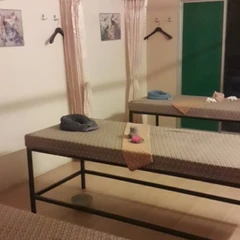 นวดเท้าและขา 60 นาที 1 ครั้ง