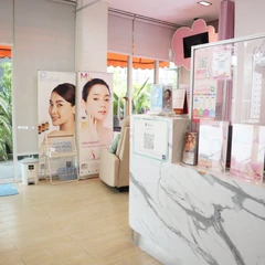 คอร์สรักษาหลุมสิวทั่วใบหน้า ด้วยเลเซอร์ Fractional CO2 5 ครั้ง