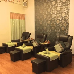 คอร์สนวดบรรเทาอาการออฟฟิศซินโดรม 60 นาที 2 ครั้ง