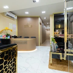 สร้างกล้ามเนื้อ ด้วยเทคโนโลยี Hi-Em Shape เลือก 1 บริเวณ หน้าท้อง ก้น ต้นแขน ต้นขาหรือสะโพก 1 ครั้ง