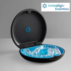 จัดฟันแบบใส Invisalign Essential ฟันบนและล่าง