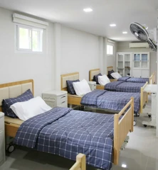 บริการห้องพักเพื่อฟื้นฟูดูแลผู้สูงอายุ หรือผู้ป่วยติดเตียง แบบห้องรวม 4 เตียง ระยะเวลา 1 เดือน