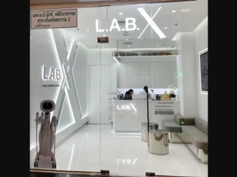 กำจัดขนขาท่อนล่าง ด้วยเลเซอร์ 4 พลังงาน 1 ครั้ง ฟรี! 1 ครั้ง สำหรับผู้หญิงหรือผู้ชาย