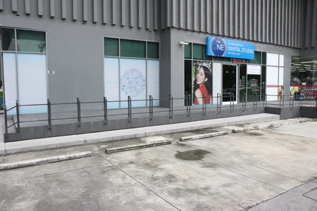 โปรแกรมขูดหินปูน และเอกซเรย์ (X-ray) เพื่อตรวจหาฟันผุ และฟันคุด 1 ครั้ง