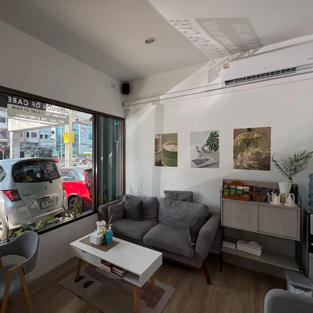 Wellbase Saha Clinic (เวลล์เบสสหคลินิก) photo main