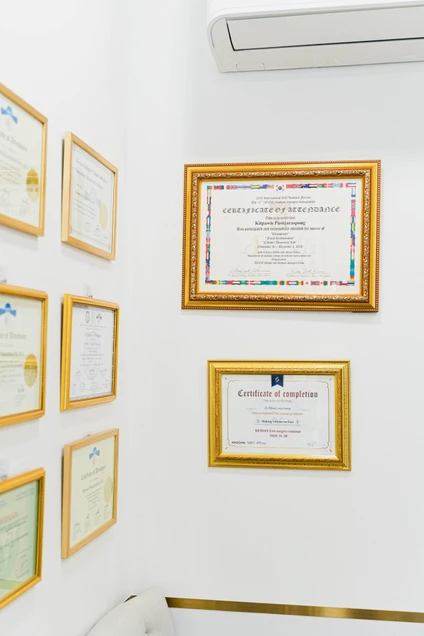 Beproud Clinic certificate 6