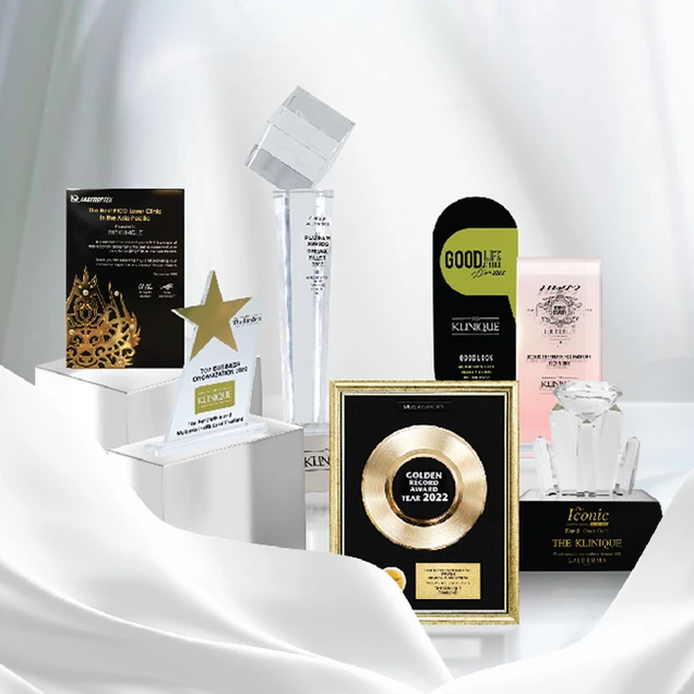 THE KLINIQUE (เดอะคลีนิกค์) certificate 0