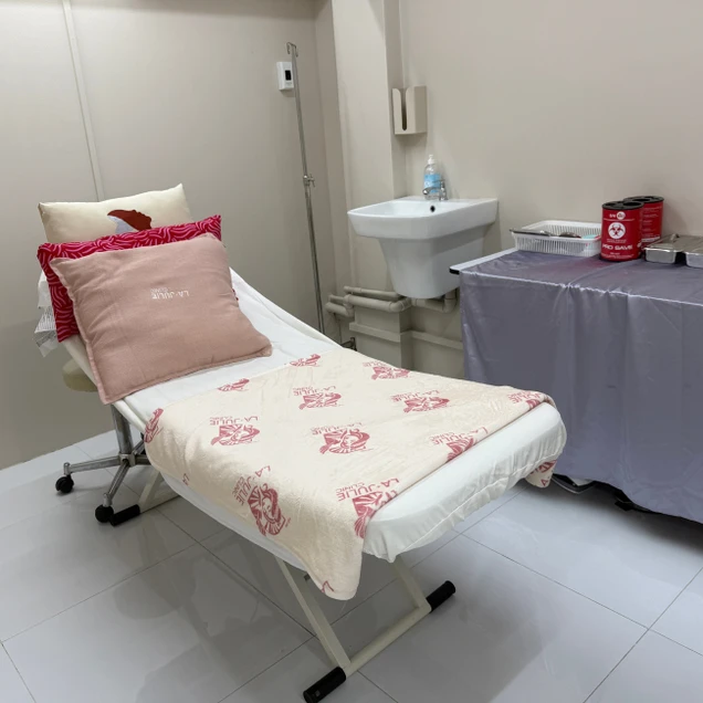 La Julie Clinic ลาจูรี่ คลินิก photo 10