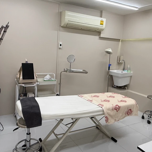 La Julie Clinic ลาจูรี่ คลินิก photo 13