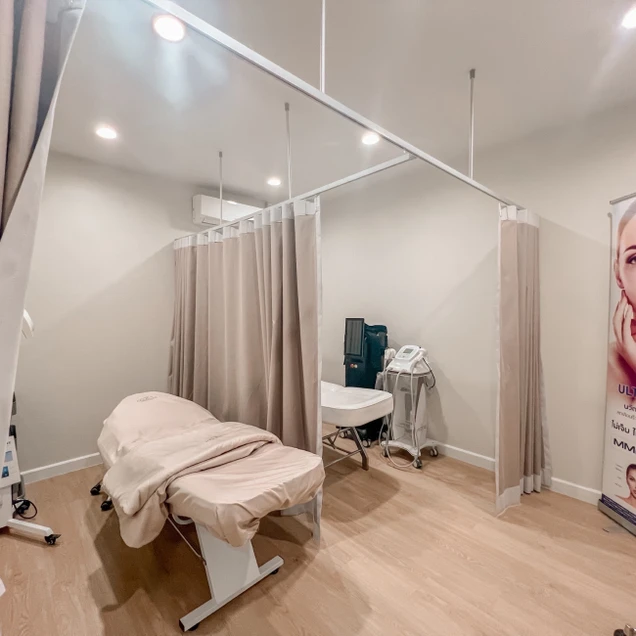 Raksavee Wellness & Aesthetic (รักษวี คลินิกเวชกรรม) photo 5