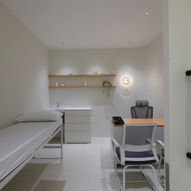 Refine Health Clinic (รีฟายน์ เฮลธ์ สหคลินิก) photo 27
