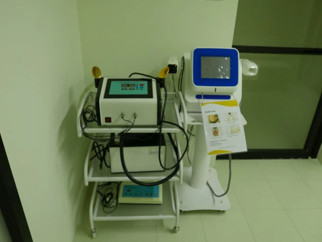 Moji Clinic photo 14