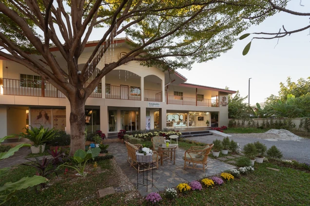 E-Den Clinic photo 12