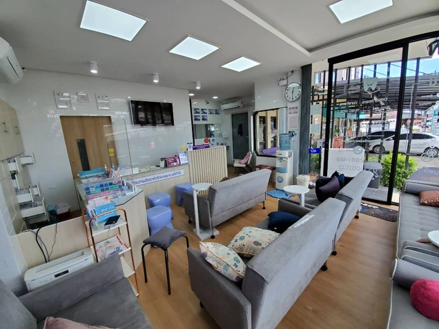 คลินิกทันตกรรมฟอฟันอารมณ์ดี photo 1