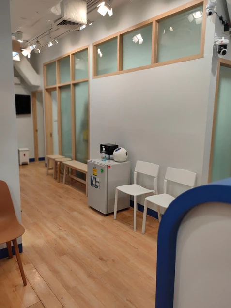 Glove Clinic photo 2