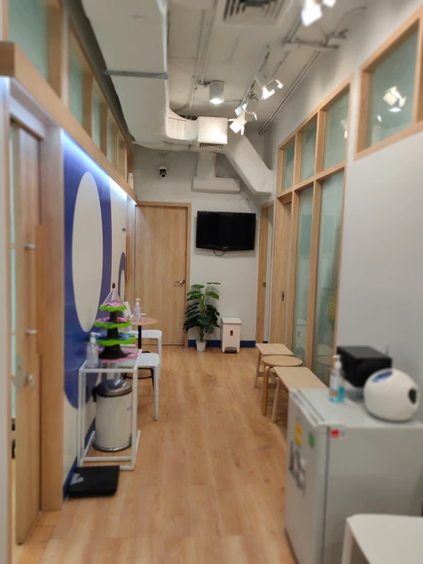 Glove Clinic photo 3