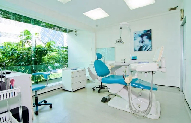 Smile Signature (คลินิกทันตกรรมสไมล์ ซิกเนเจอร์) photo 1