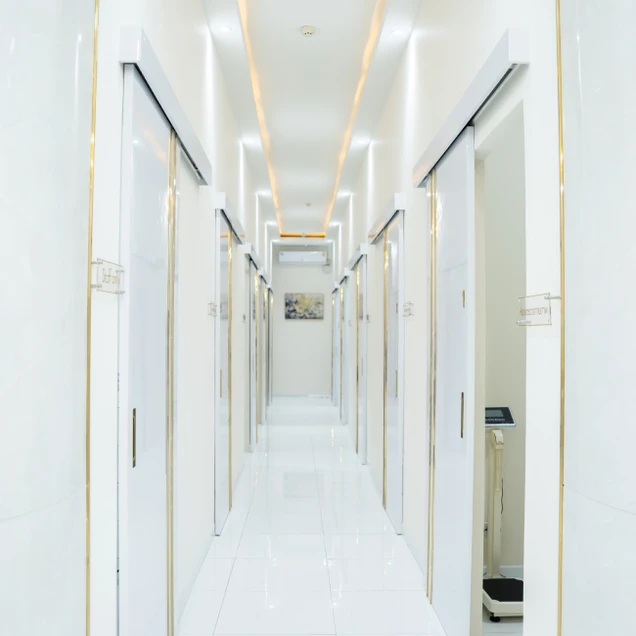 Dr. Aomthong Clinic photo 4