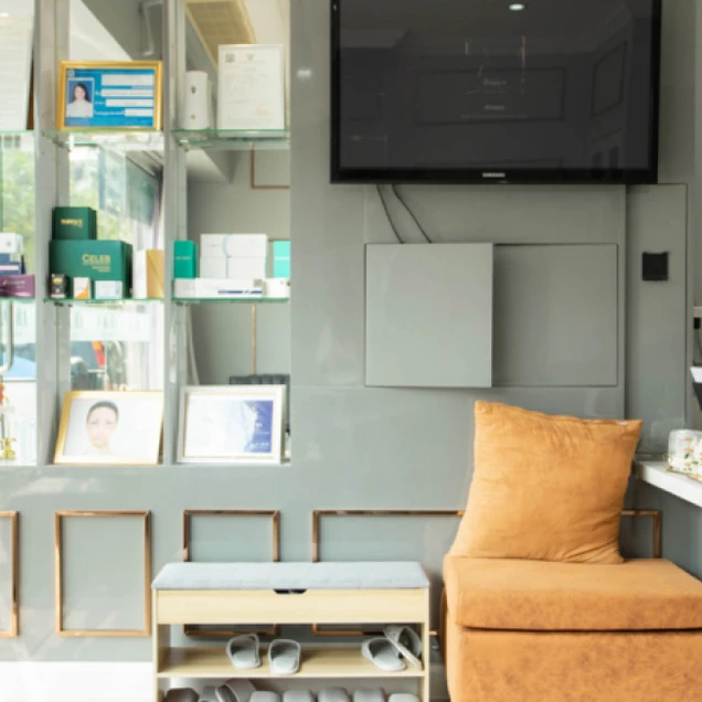 V AE RA WELLNESS CENTER photo 2