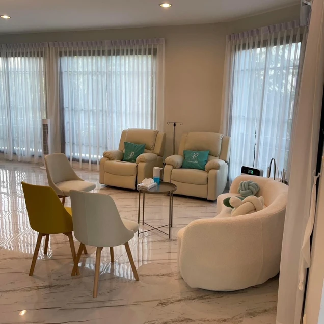 P RICH CLINIC photo 4