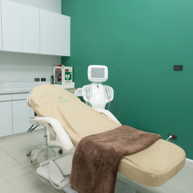 La Mitra HWC photo 6