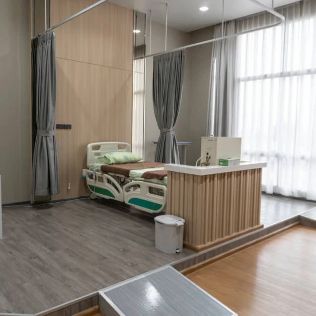 La Mitra HWC photo 10