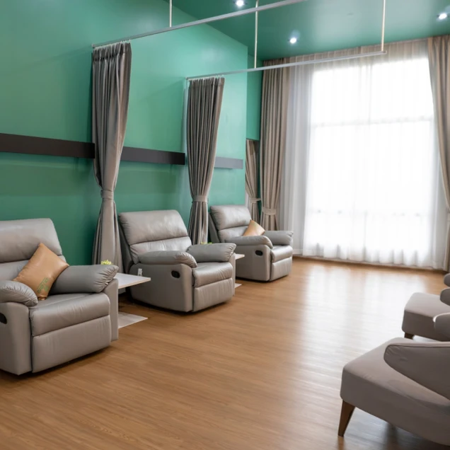 La Mitra HWC photo 11