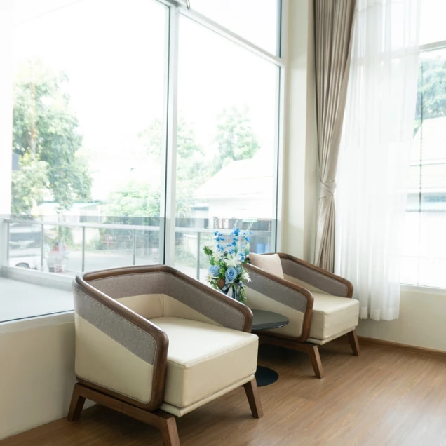 La Mitra HWC photo 14