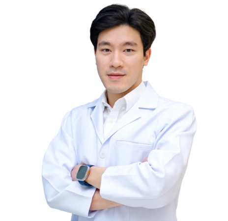 นพ.จักรพงศ์ จิรสิริธรรม (ว.49615)